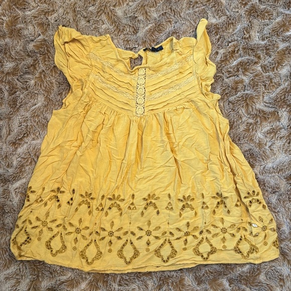 American Eagle Charming Yellow mustard Women top with Embroidered Details size M - Picture 3 of 11